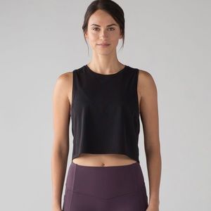 Lululemon cut back cropped tank top